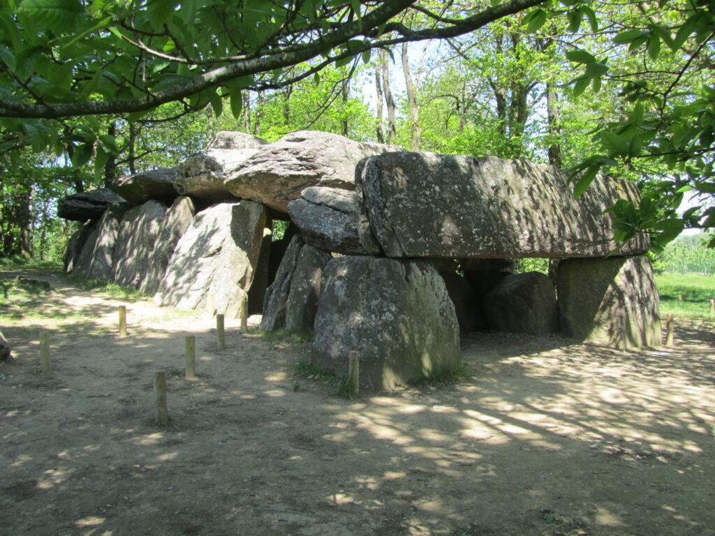 Maison d'Accueil Touristique de La Roche aux Fées, - 13 May