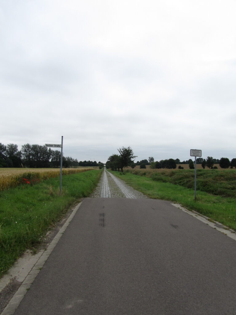 Berliner Strasse,Eichenbarleben